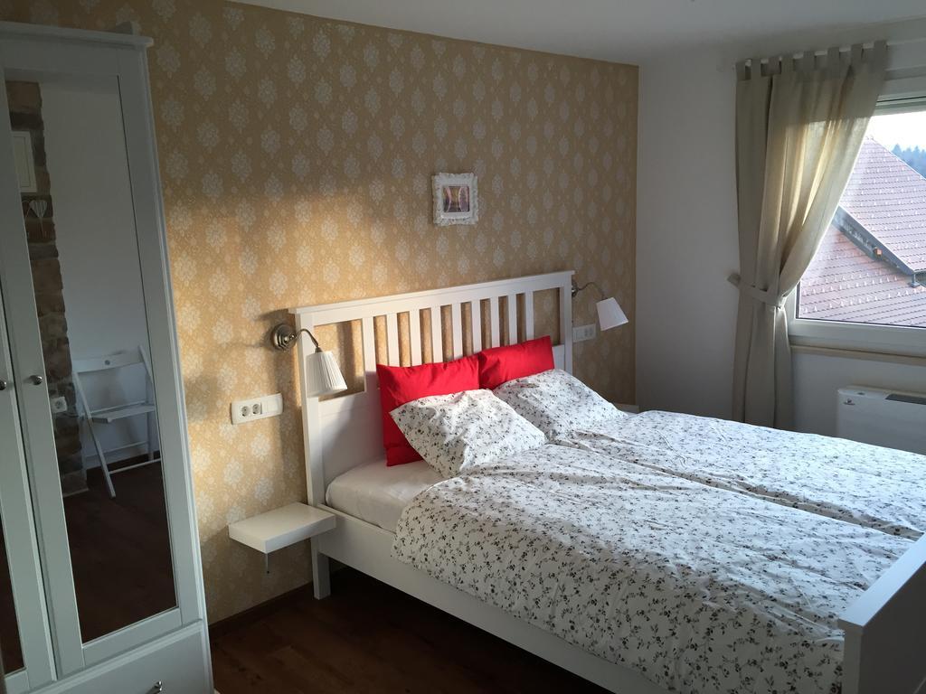 Hotel Samarin Črnomelj Екстериор снимка